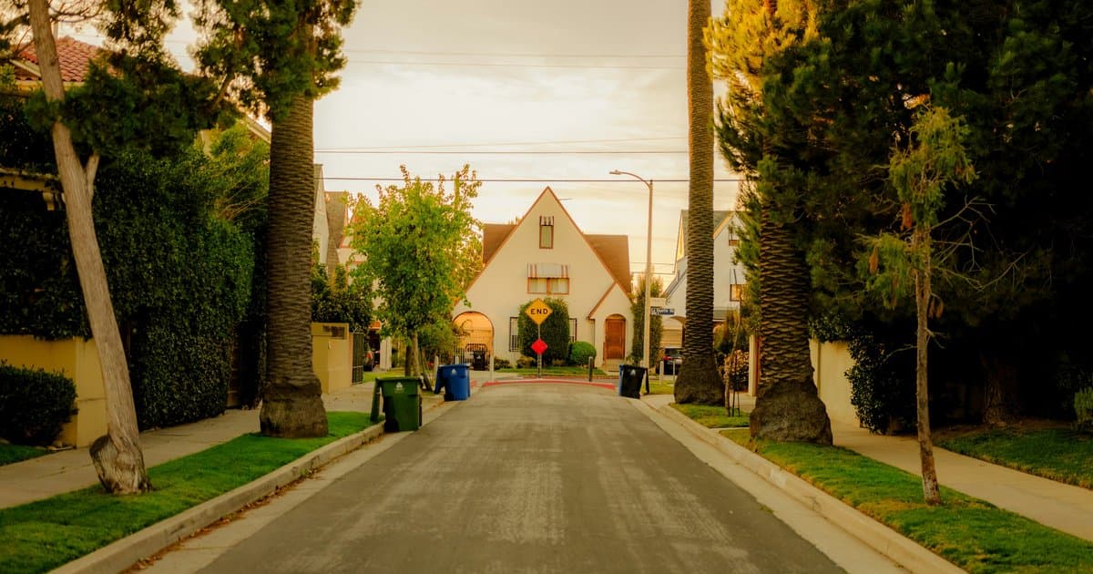 Brentwood Los Angeles Neighborhood Guide: Homes, Schools, and Market Trends for 2026