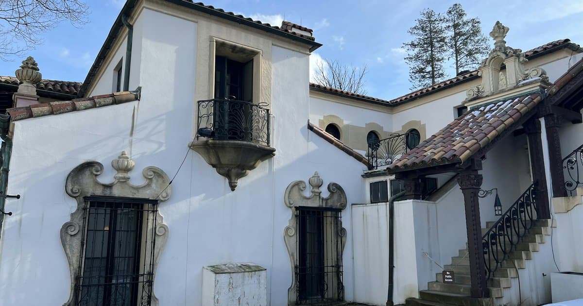 What Are Carthay Circle Homes Actually Selling For in 2026?