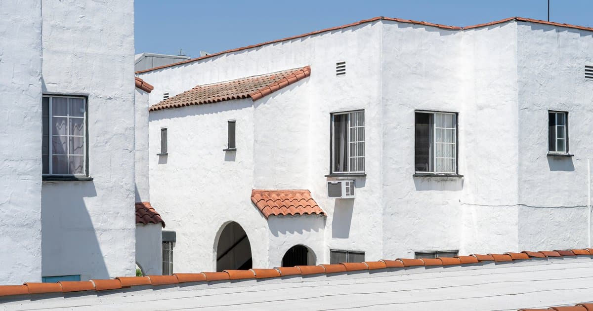 What Does It Cost to Buy in Castle Heights, Between Cheviot Hills and Beverlywood?