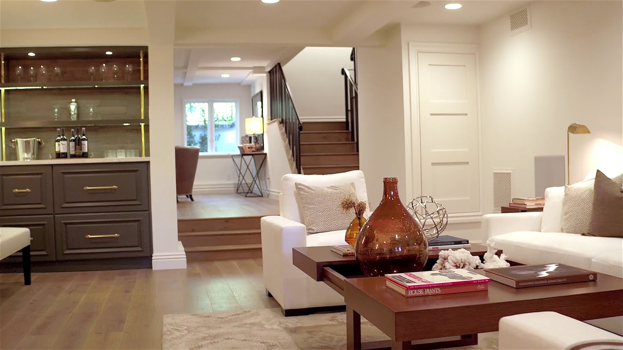 4226 Dundee Drive Grass Yard — Los Angeles, CA 90027